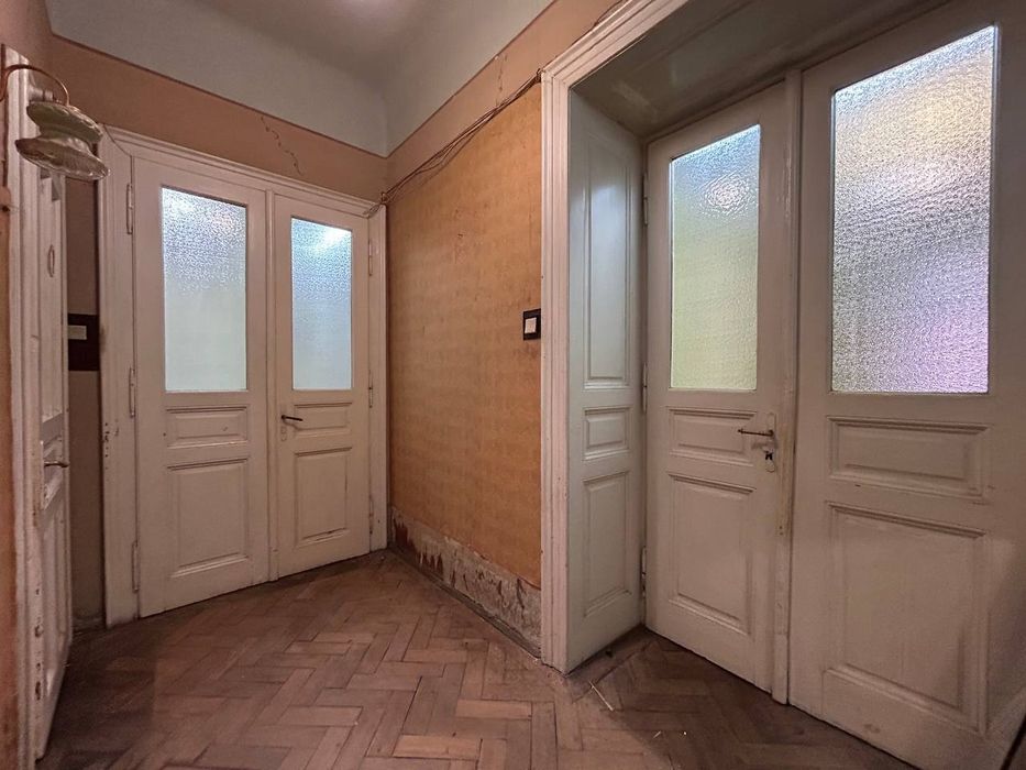 Продаж 3-кімнатної квартири, вул. Михайла Коцюбинського, 10, Львів.