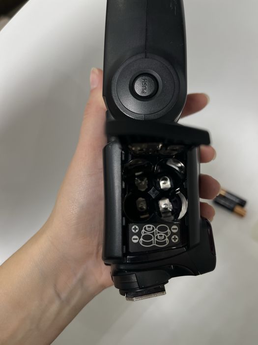Спалах Canon SPEEDLITE 430EX II ( фотовспишка )