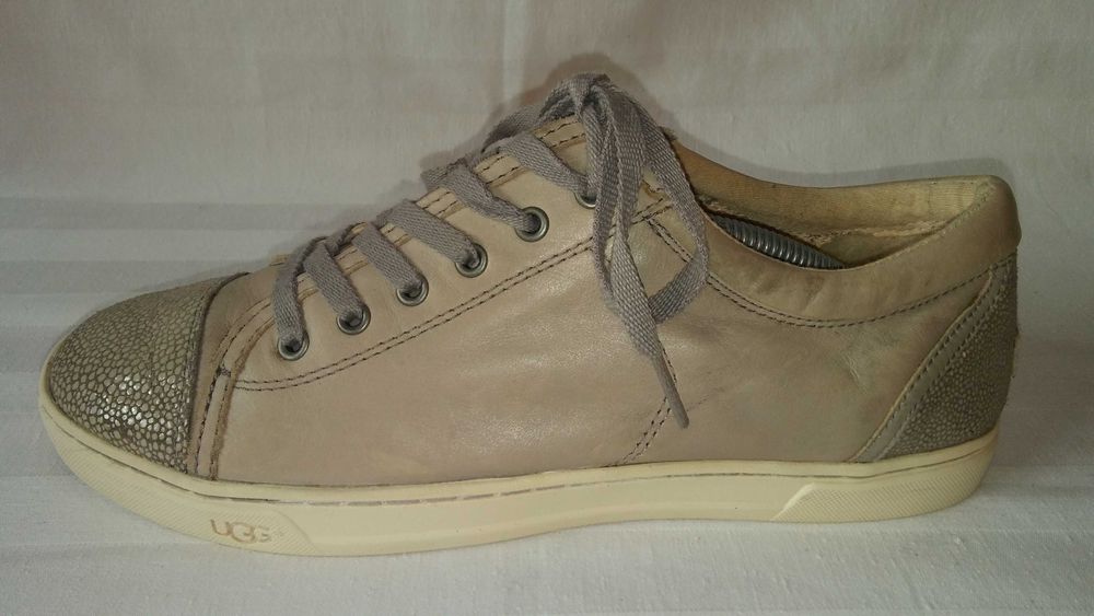 ugg półbuty roz.41 dl. wklł. 25,5 cm- skóra