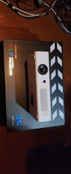 Projetor Smart Android Byintek 3D