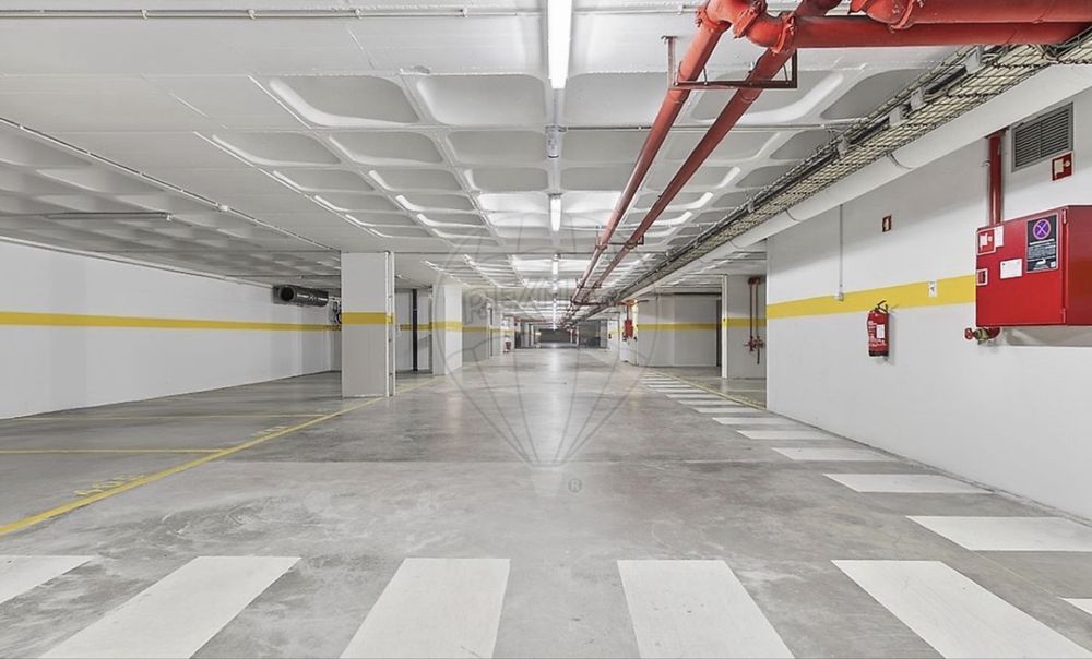 Apartamento T3 Entrequintas