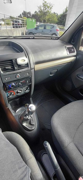 Vendo Renault clio 1.5 DCI