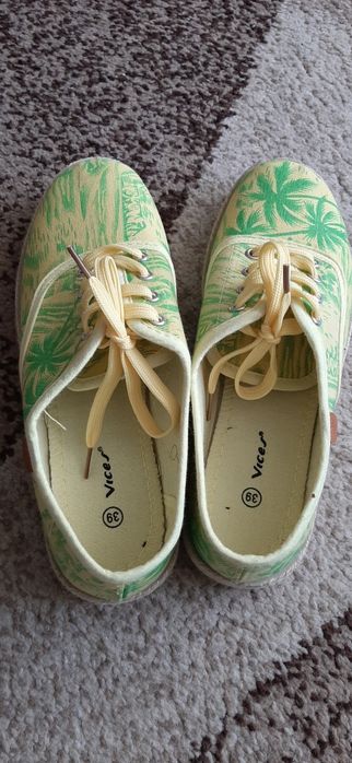 Trampki/espadryle r.39
