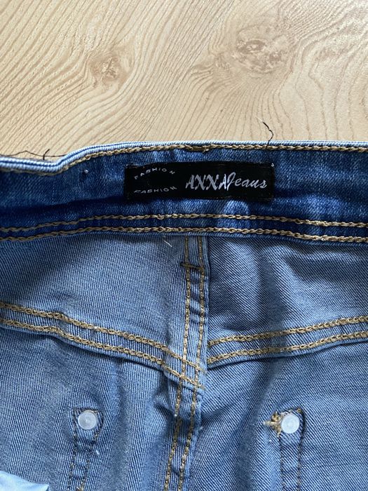 Spodnie jeansowe damskie 33 dżinsy jeansy