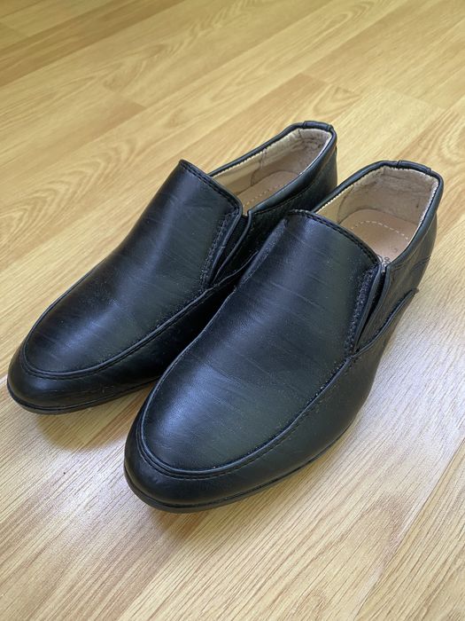 Новые туфли на мальчика