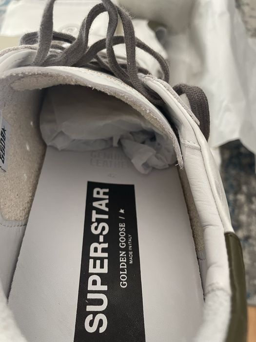 Golden goose superstar.