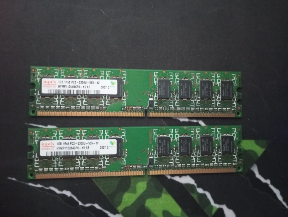 Память оперативная, два по 1Гб