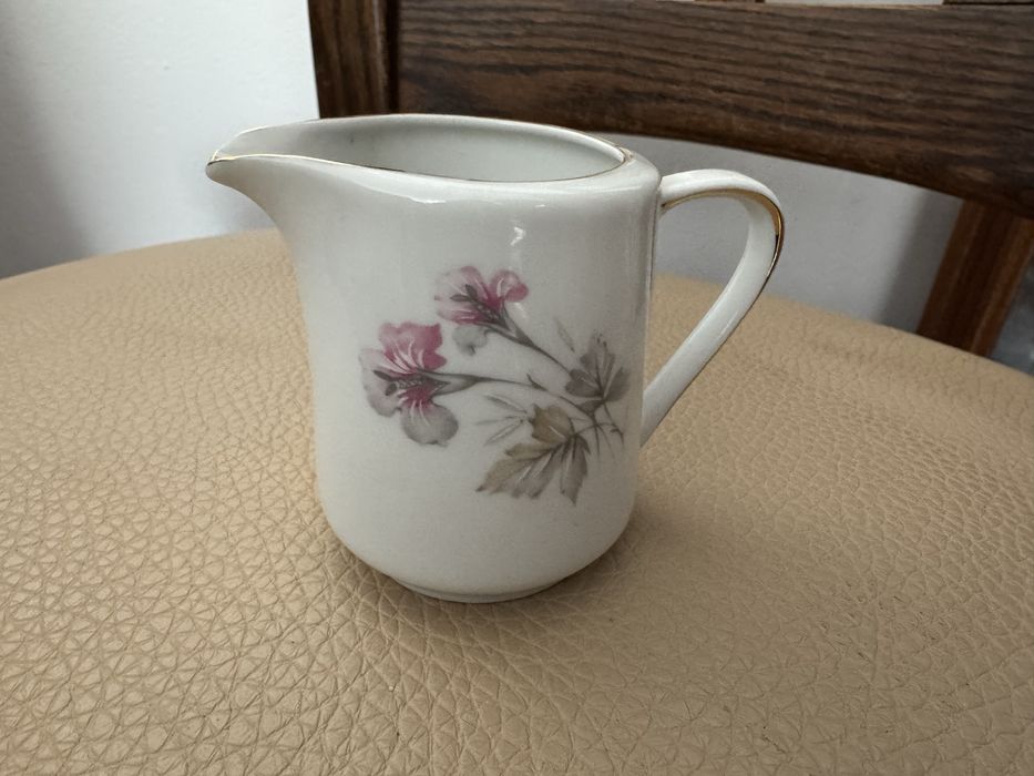 Не має в наявності Столовий сервіз Winterling Kirchenlamitz Bavaria.