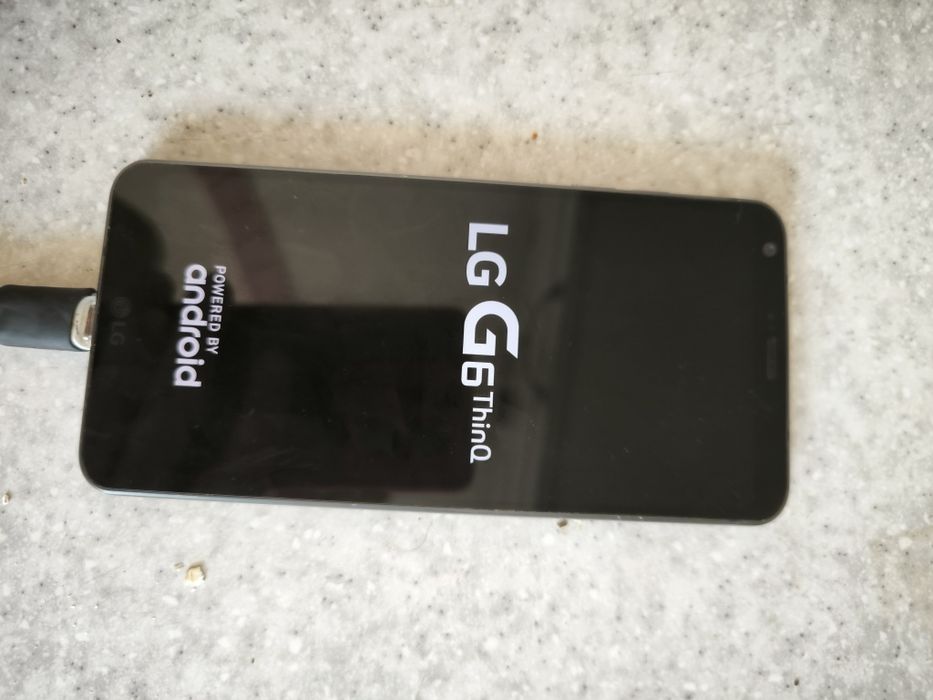LG g6 в гарному стані
