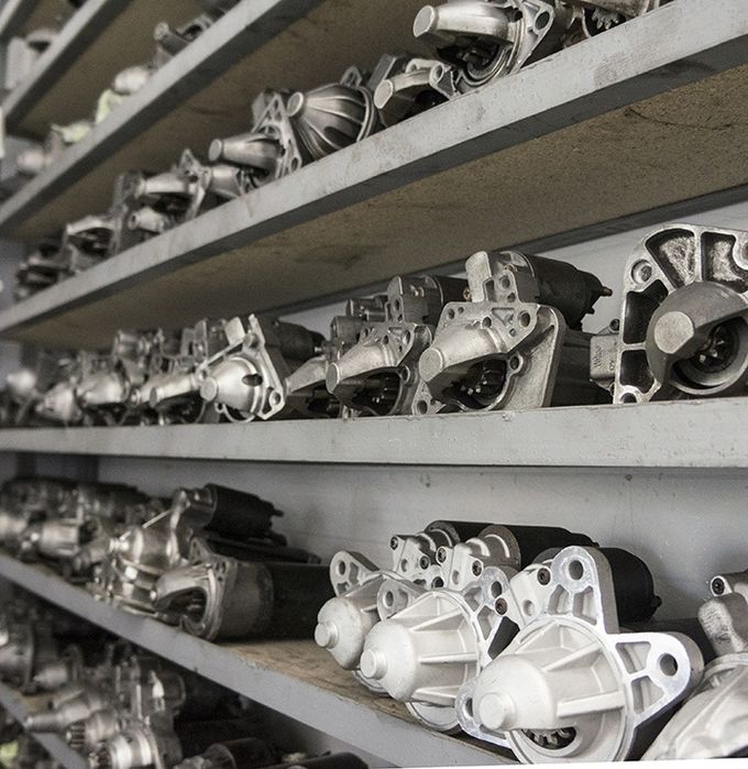 Стартери відновлені 6міс гарантія оригінал/нові аналог на легкові/ТІР