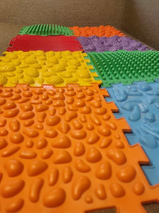 Масажний килимок