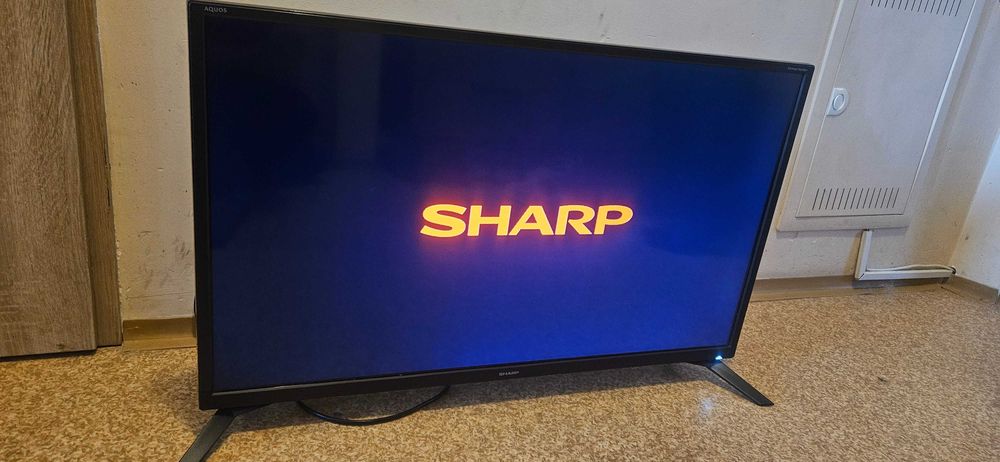 TV LCD SHARP 32 cale