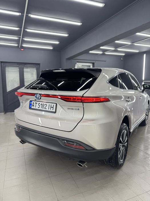 Toyota Venza Hybrid 2021  рік