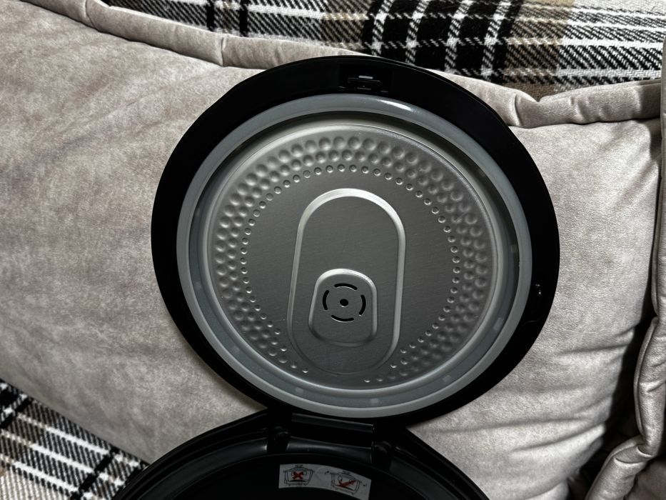 Мультиварка Moulinex Serie R13-B в майже новому стані