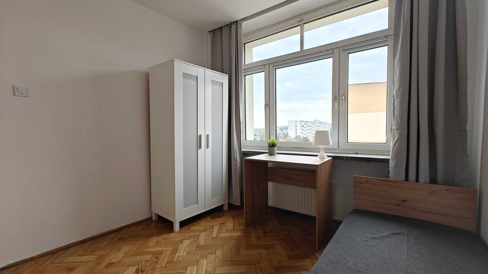 pokoje blisko metra politechnika