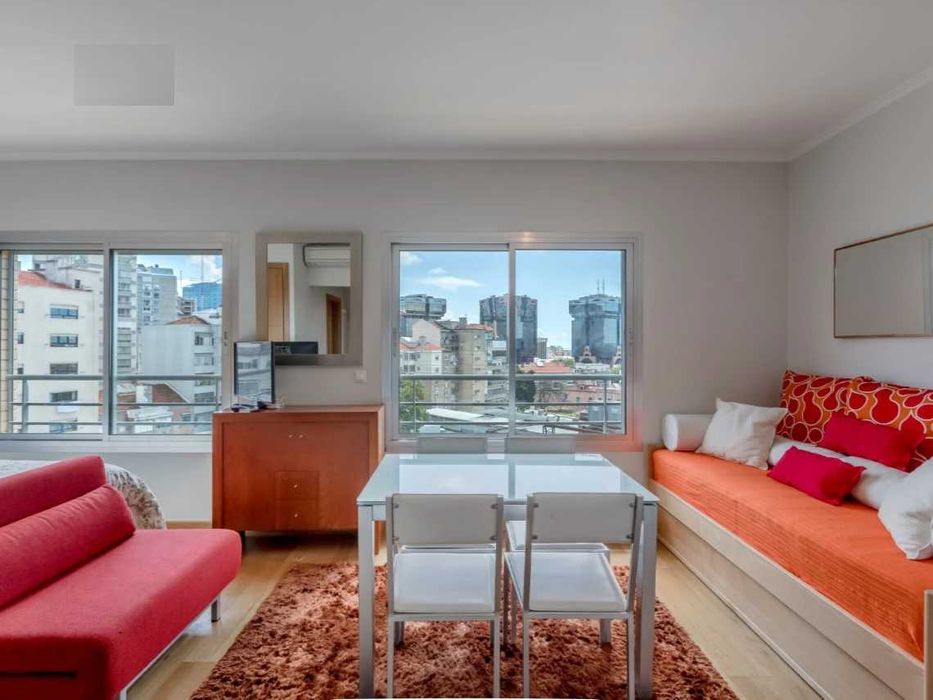 Apartamento T1 Lisboa Campolide