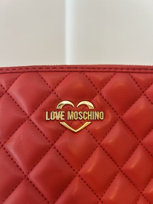 Mala Love moschino vermelha