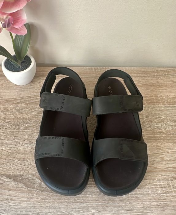 Ecco Flowt M 3- Strap rozm 42