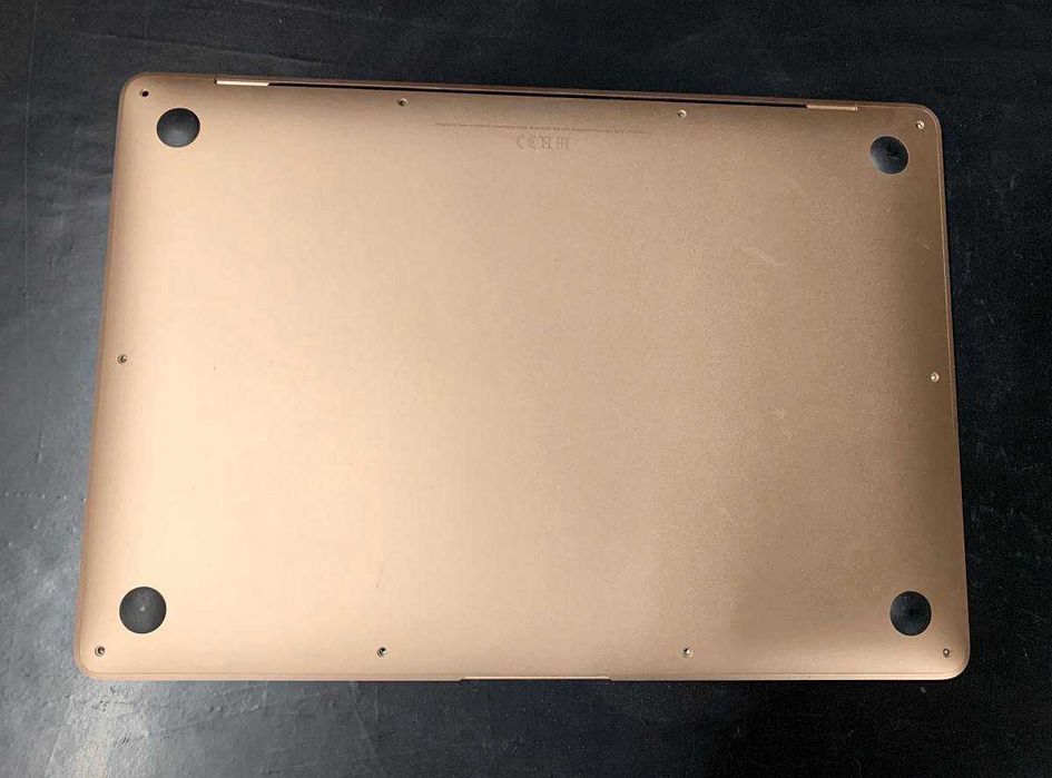 MacBook Air (A1932) - Macbook avariado / Peças