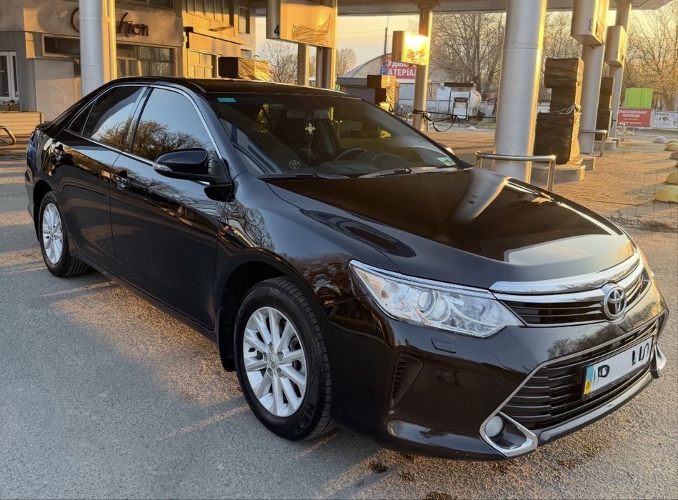 Toyota Camry 2017