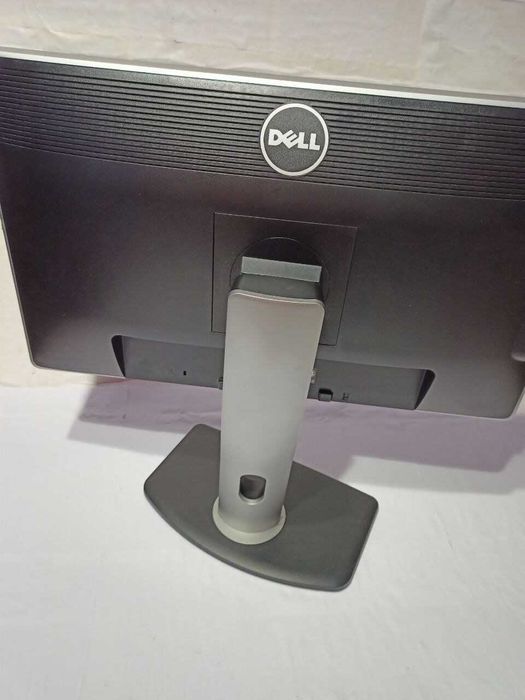 Монітор Dell UltraSharp U2312HM 23" (1920x1080) IPS, USB, DP, DVI, VGA