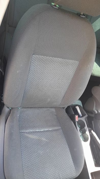 Banco frente direito FORD C-Max (DM2)