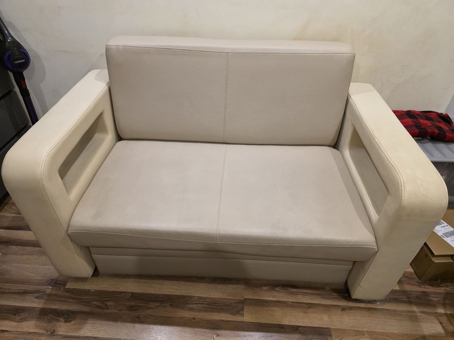 Skórzana sofa rozkładana