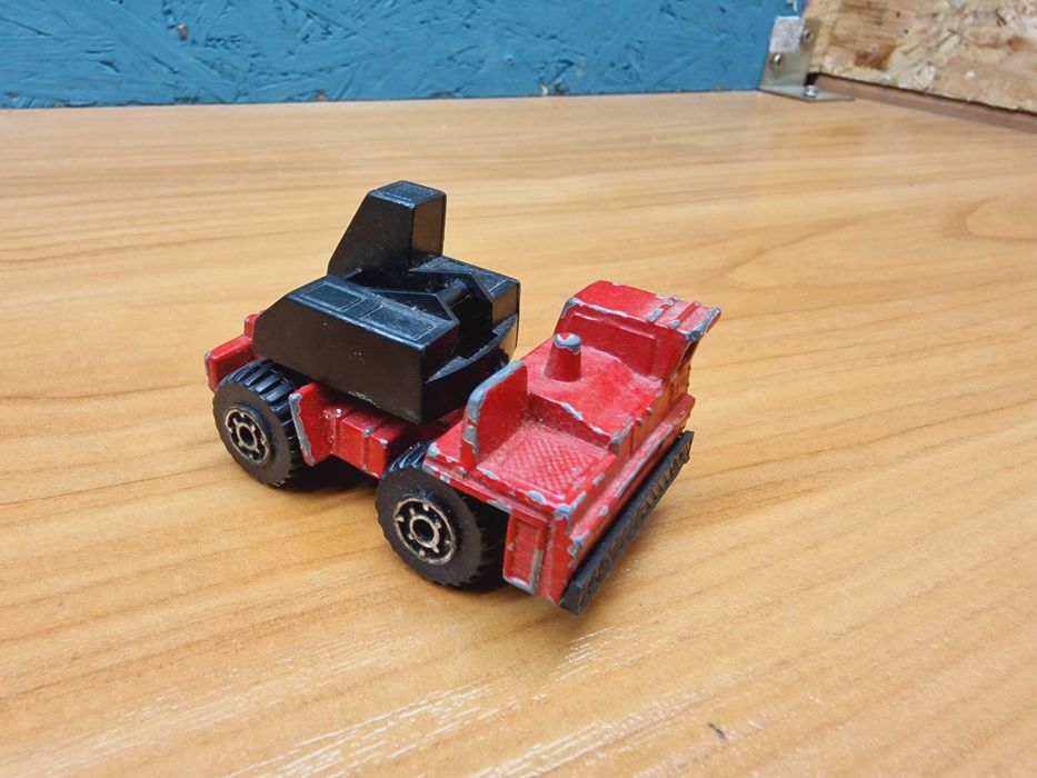 Matchbox Mobile Crane z 1984 roku.
