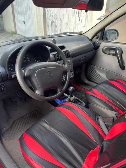 Carro Opel Corsa, ano 1997