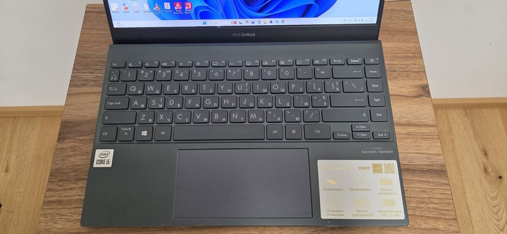 Ноутбук Asus Zenbook 13