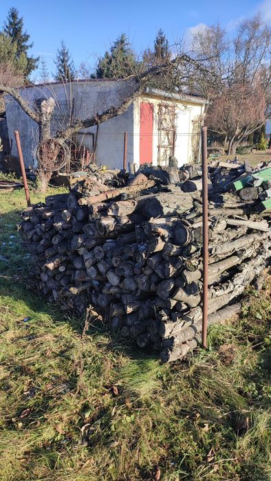 Sprzedam drewno z wiśni do wędzenia lub kominka
