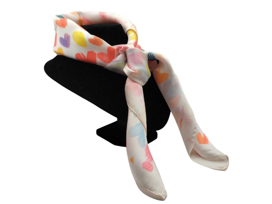 Apaszka serca czerwone