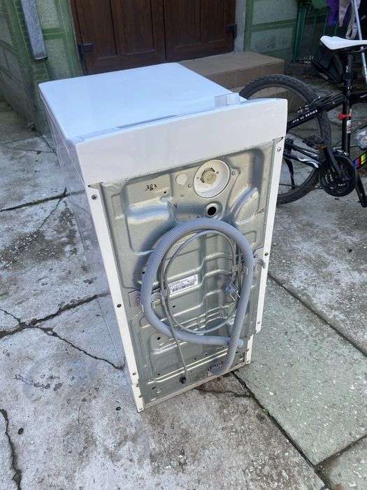 Пральна машина Electrolux 6 кг 1000 об/хв — у хорошому стані