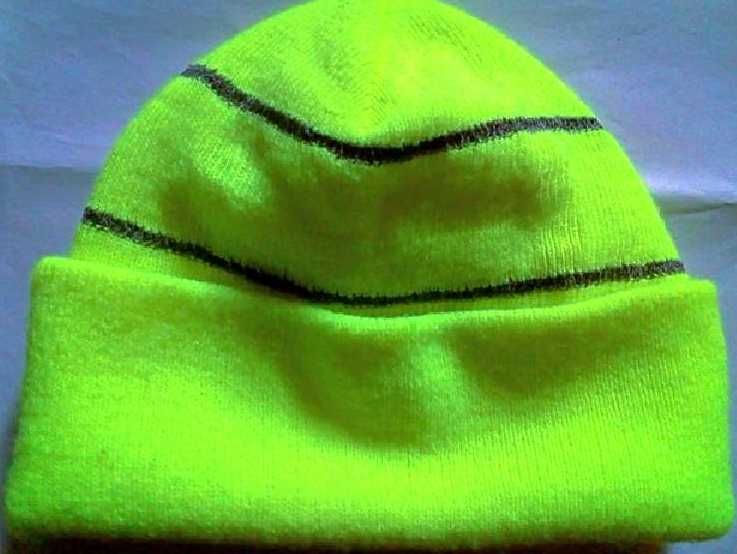 Зимняя тёплая шапка неоновая яркая бини