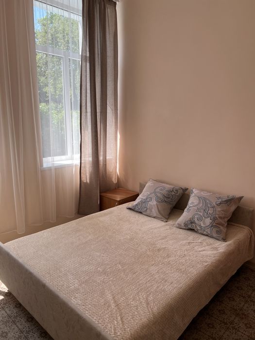 Окремі номери в хостелі. Кімнати, житло.