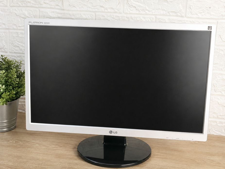 Monitor LG Flatron – sprawny, dobry stan – ok. 19 cali