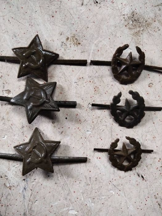 Военная звёздочка с сером и молотом