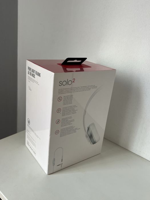 Beats Solo 2 SELADOS