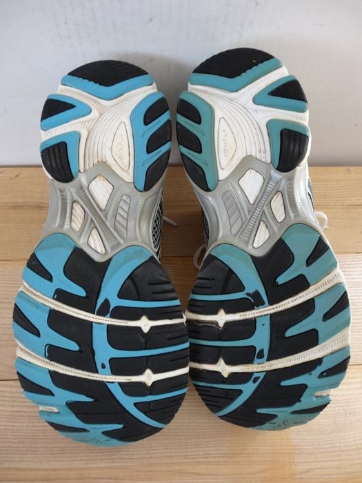 Buty Asics Gel-Nimbus 15 roz 38 Bieganie Sportowe Adidasy