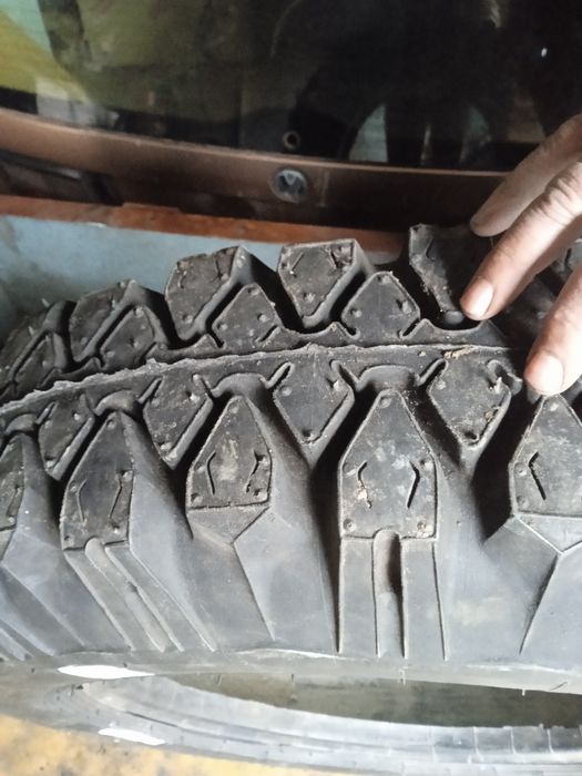 Продам шины новые без камер