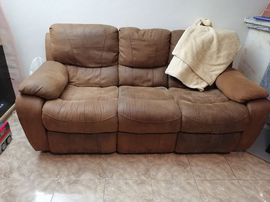 Sofa 3 lugares com 2 reclináveis