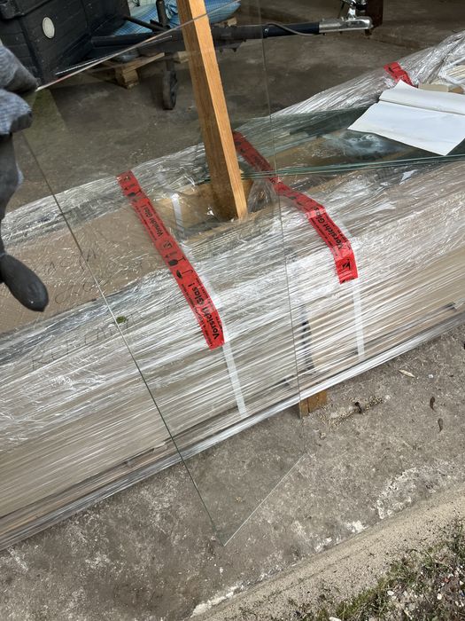 Szyby szkło 105x31