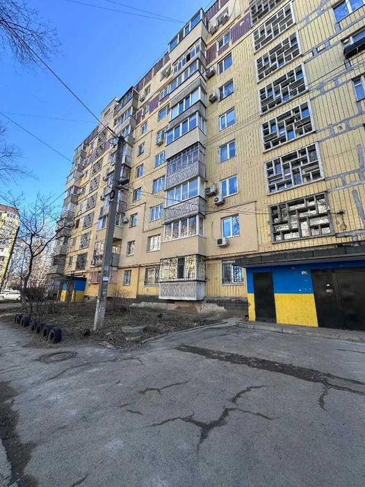 Продам 3 х комнатную квартиру на ж/м Левобережный-3