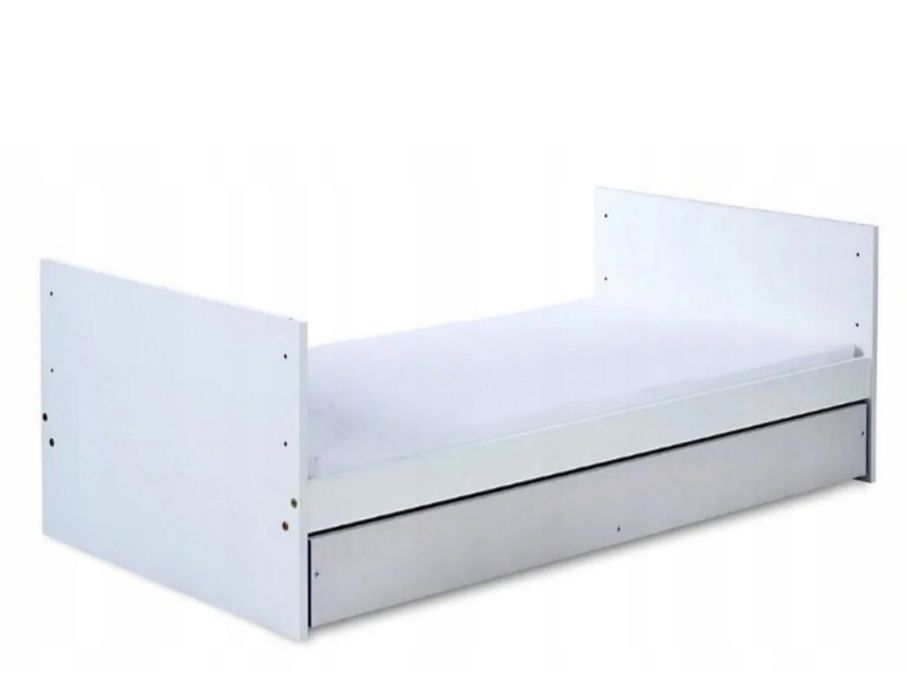 Komoda i łóżeczko Klupś