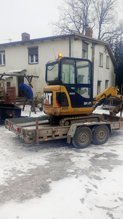 Minikoparka cat 301.6c  plus przyczepka niewiadów jako komplet