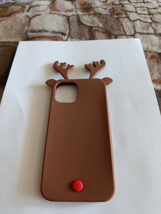 Чехлы на iphone.