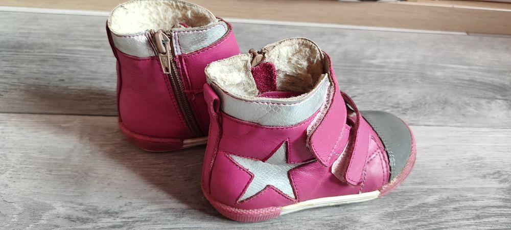 Buty jesienne 25
