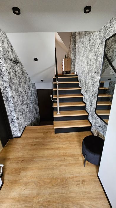 Wykończenia wnętrz usługi remontowe łazienki gładzie malowanie tynki.