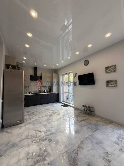 Продаж таунхаусу всього 5 км до Львова!