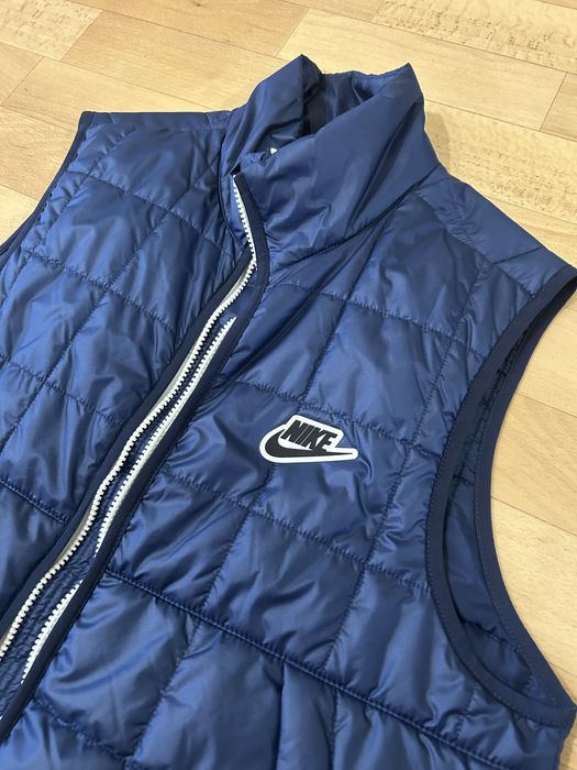 жилетка Nike Synthetic Fill / Nike NSW
